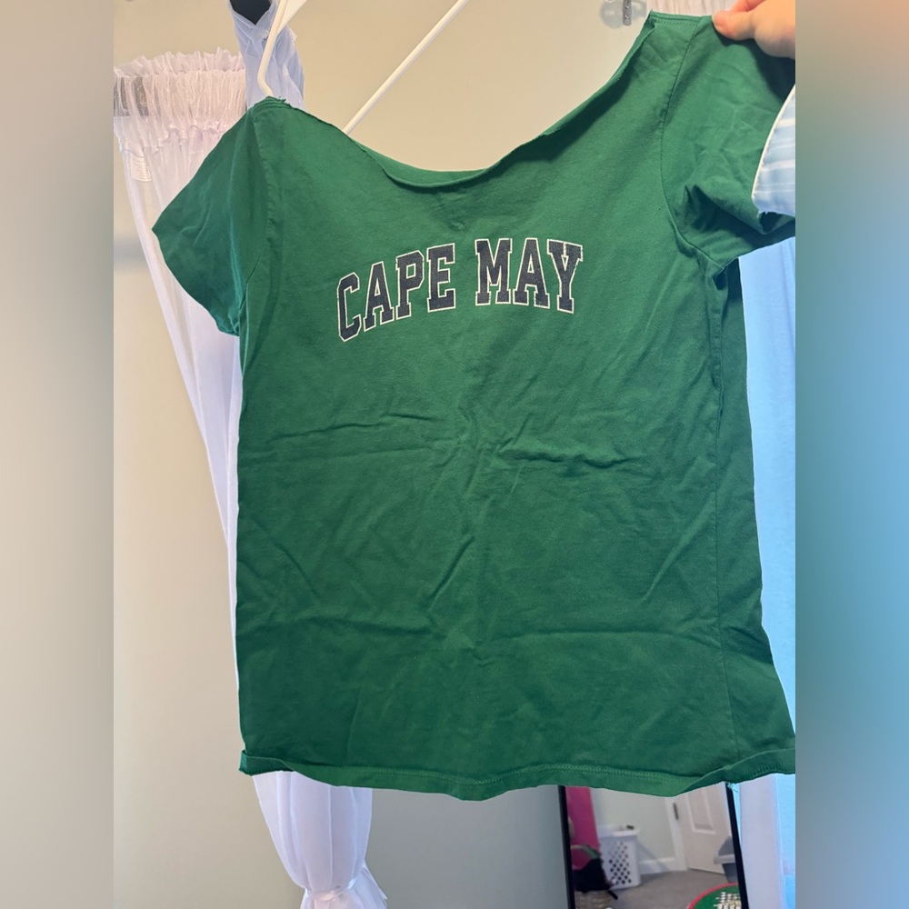 Cape May T shirt with cut neckline